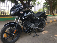 Black/silver Bajaj Pulsar 150 Neon BS6