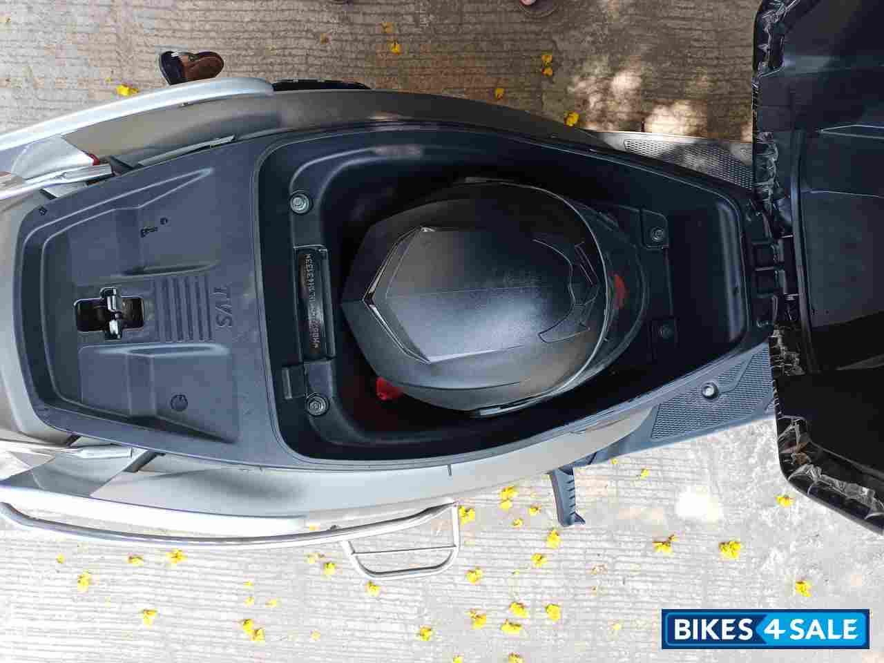 Grey TVS Jupiter BS6