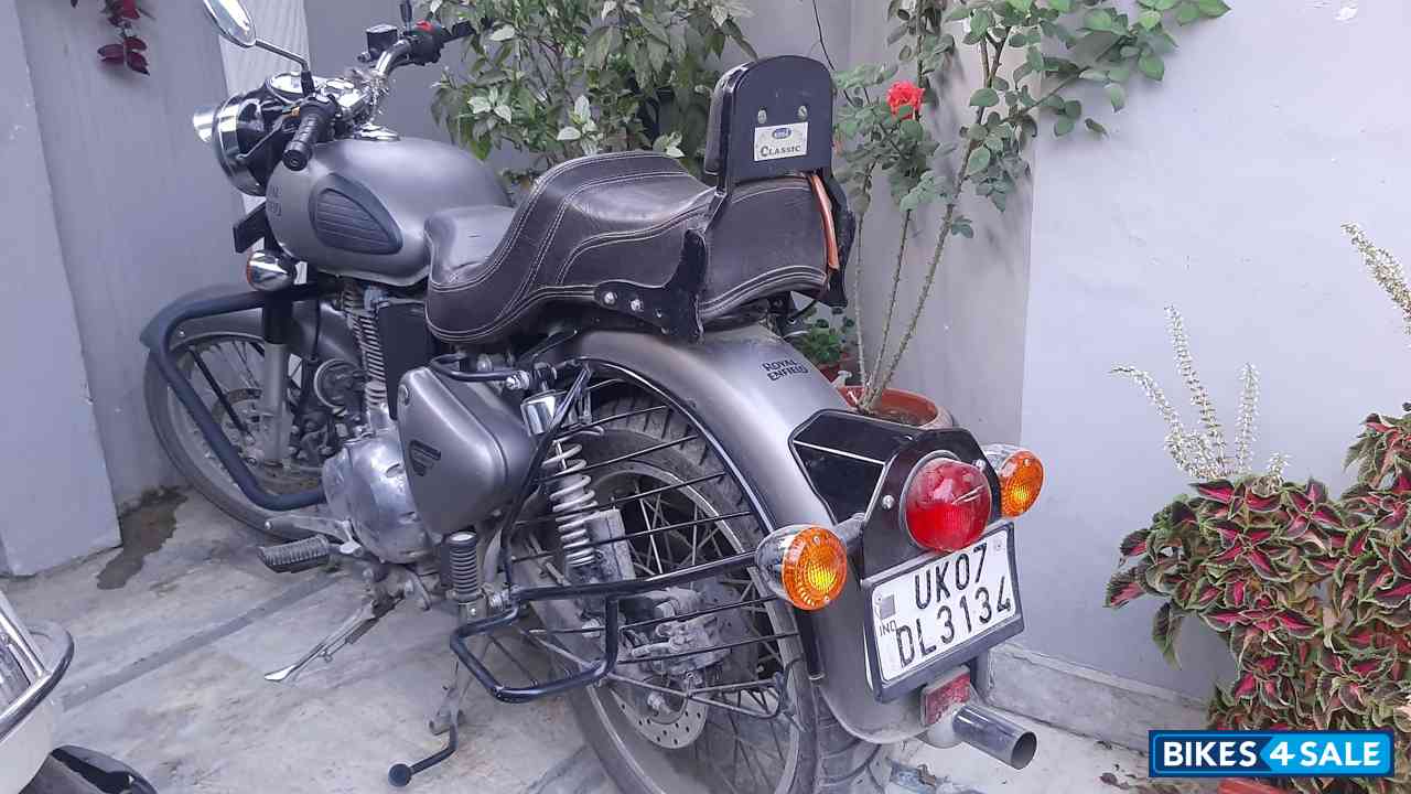 Royal Enfield Classic Gunmetal Grey