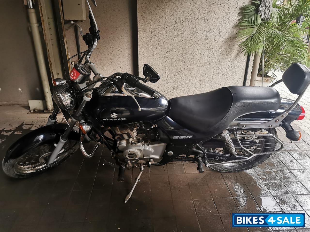 Bajaj Avenger 220 DTS-i