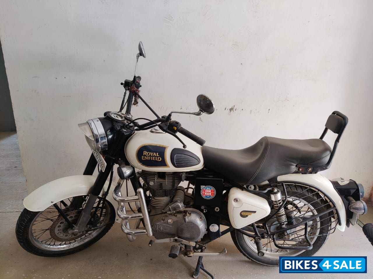 Ash Royal Enfield Classic 350 Ash Royal Enfield Classic 350