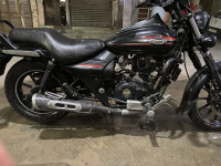Bajaj Avenger Street 220