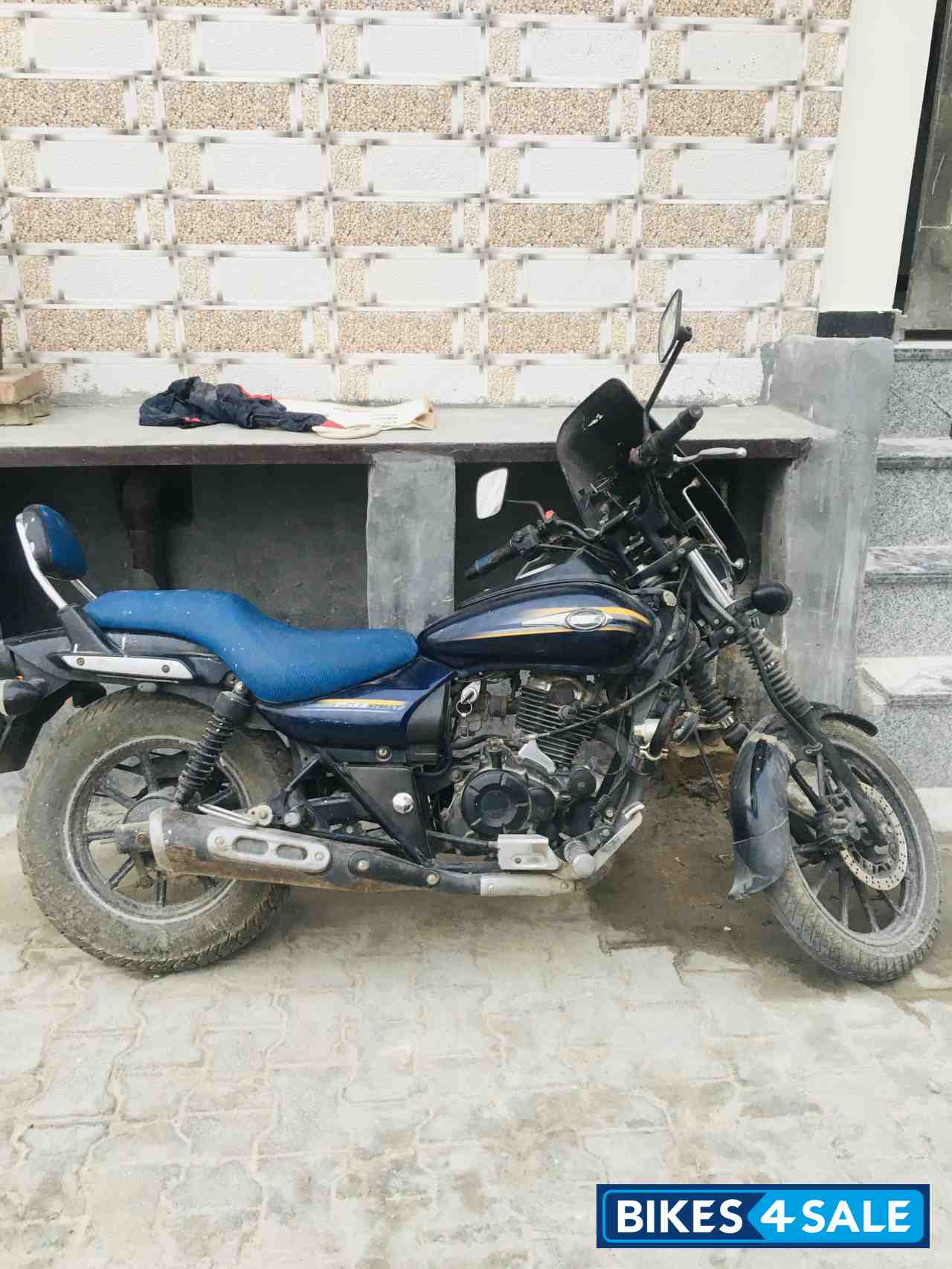 Bajaj Avenger Street 150