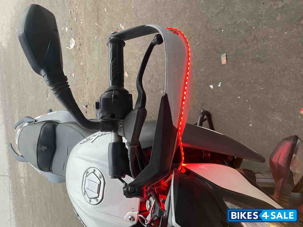 White Bajaj Pulsar 200 NS ABS