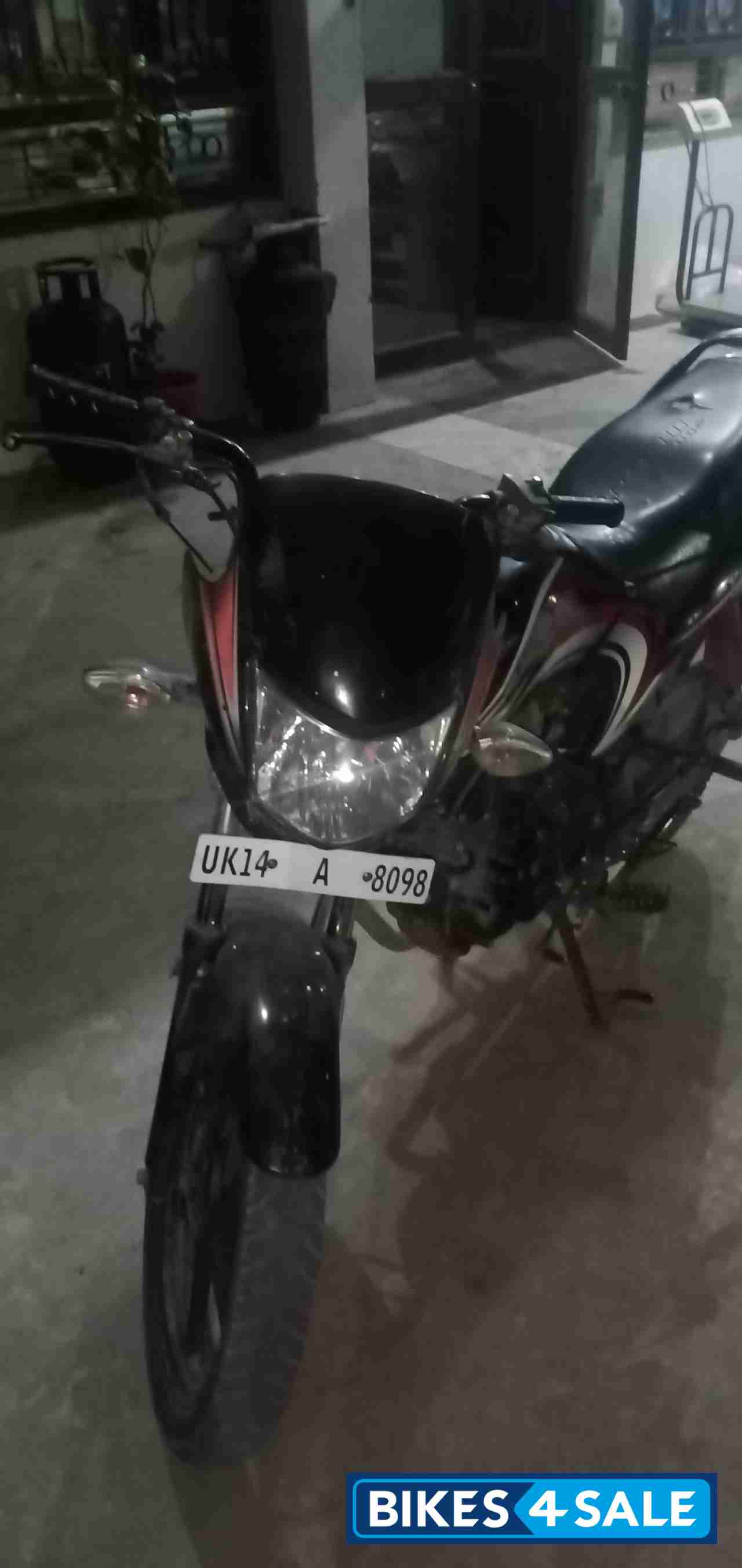 Black Honda Dream Yuga