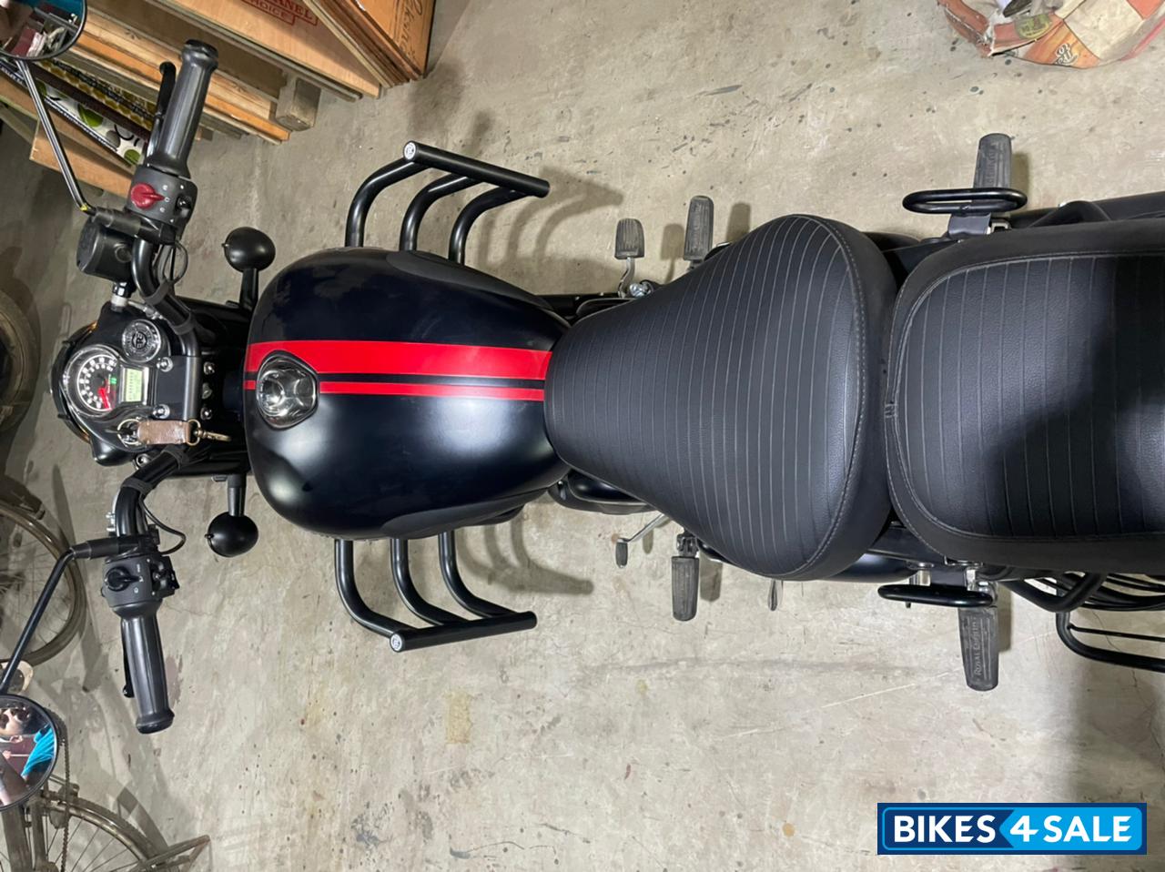 Stealth Black Royal Enfield Classic 350 Dual Channel BS6