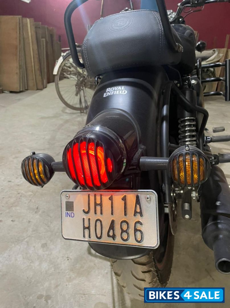 Stealth Black Royal Enfield Classic 350 Dual Channel BS6