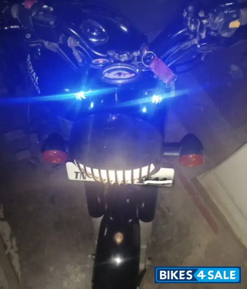 Royal Enfield Classic Stealth Black