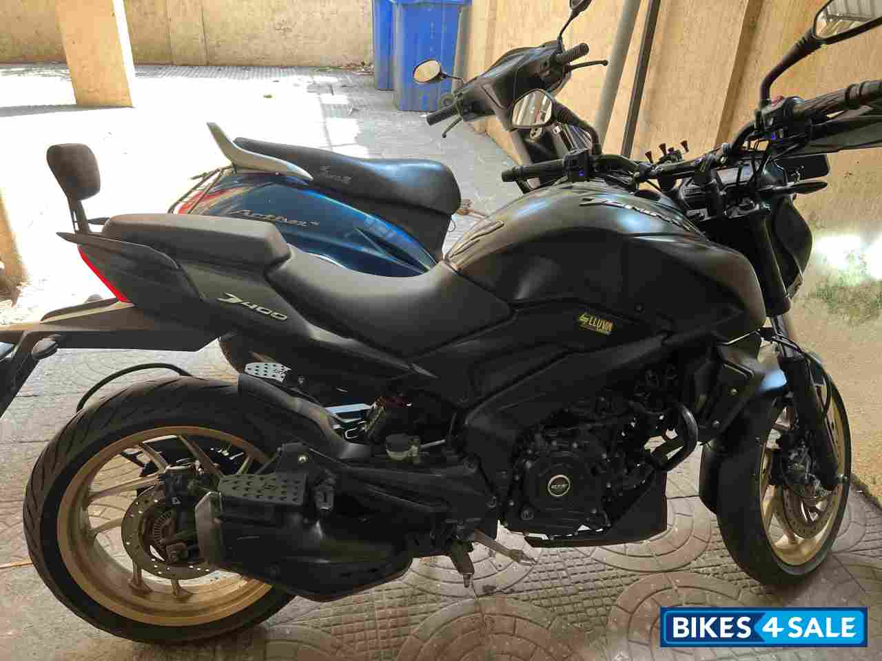 Bajaj Dominar 400