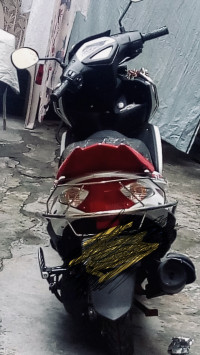 Red And White Yamaha Ray Z