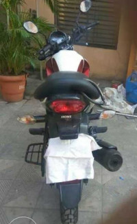 White Honda Unicorn Dazzler