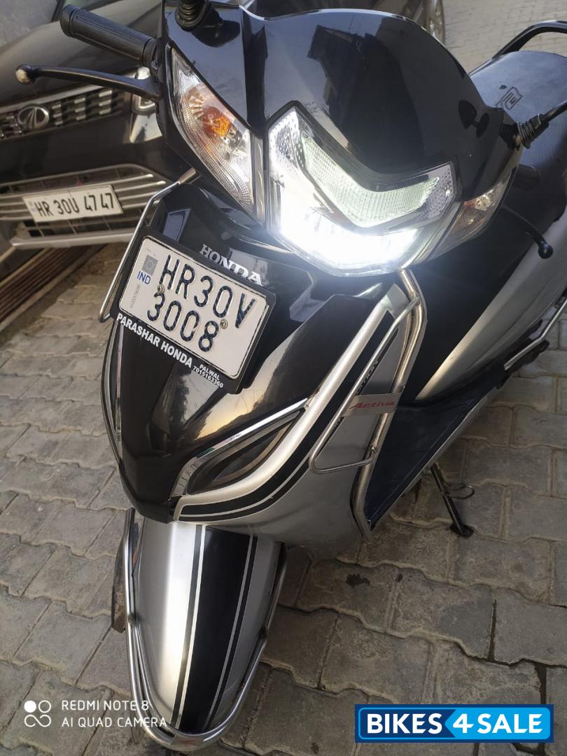 Silver And Black Honda Activa 5G Limited Edition