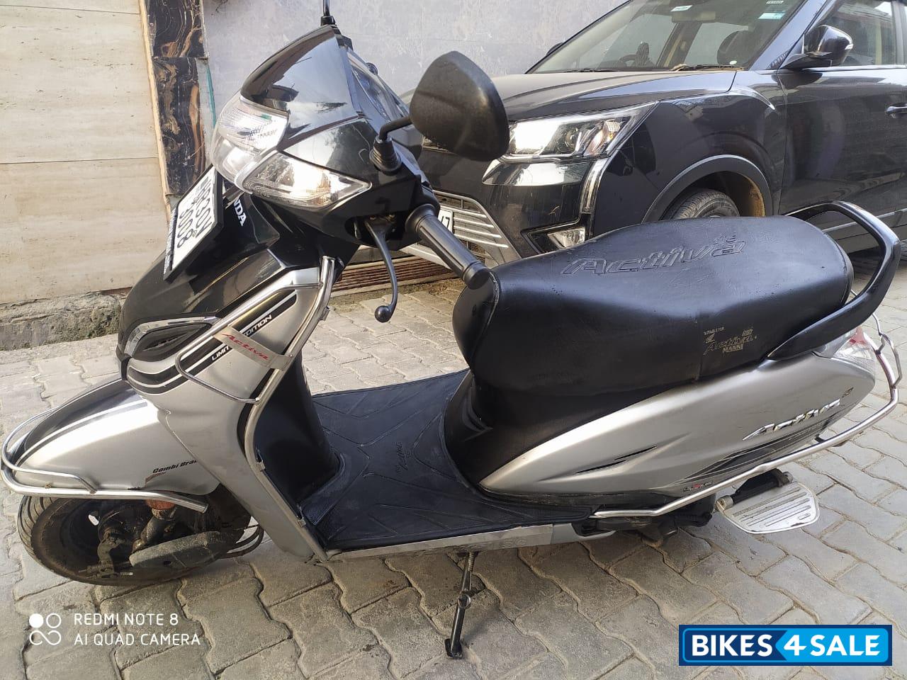 Silver And Black Honda Activa 5G Limited Edition