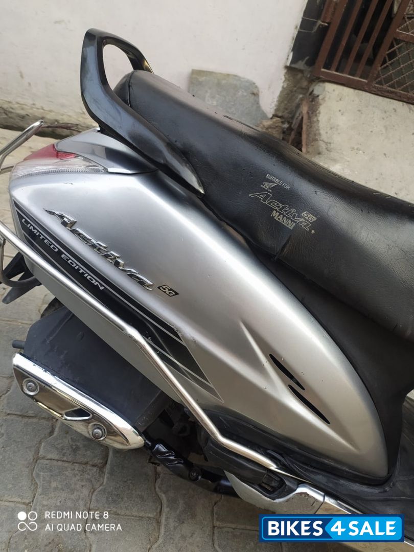 Silver And Black Honda Activa 5G Limited Edition