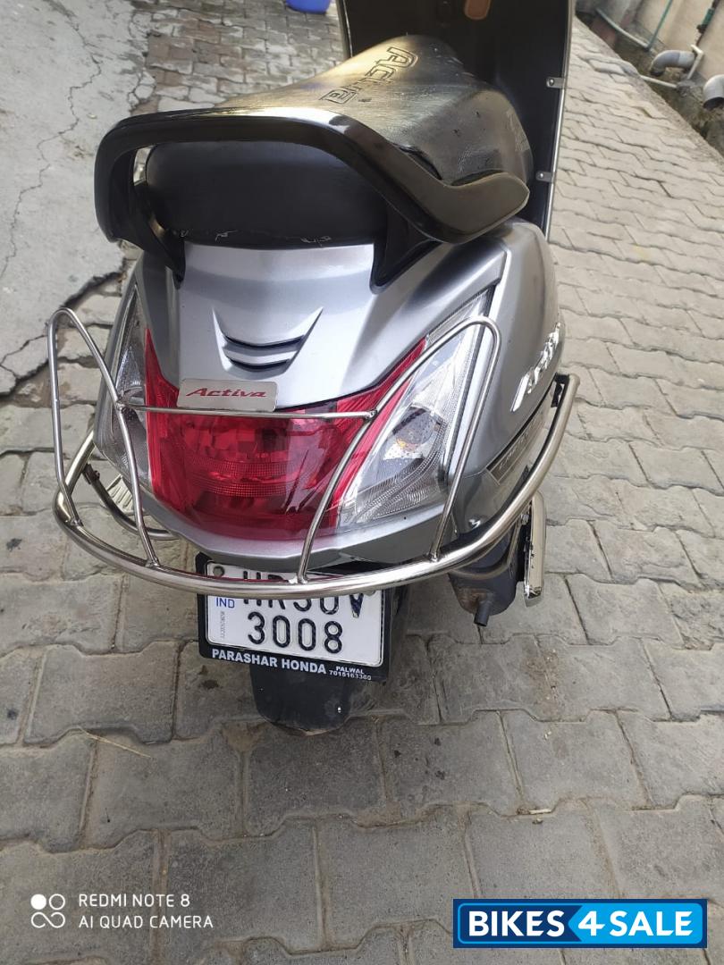 Silver And Black Honda Activa 5G Limited Edition