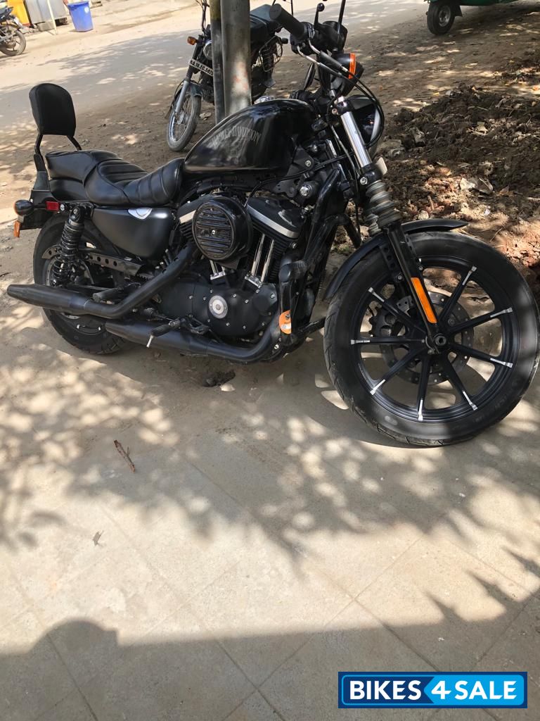 Harley Davidson Iron 883