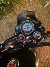 Stealth Black Royal Enfield Classic Stealth Black