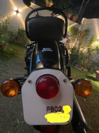 Stealth Black Royal Enfield Classic Stealth Black