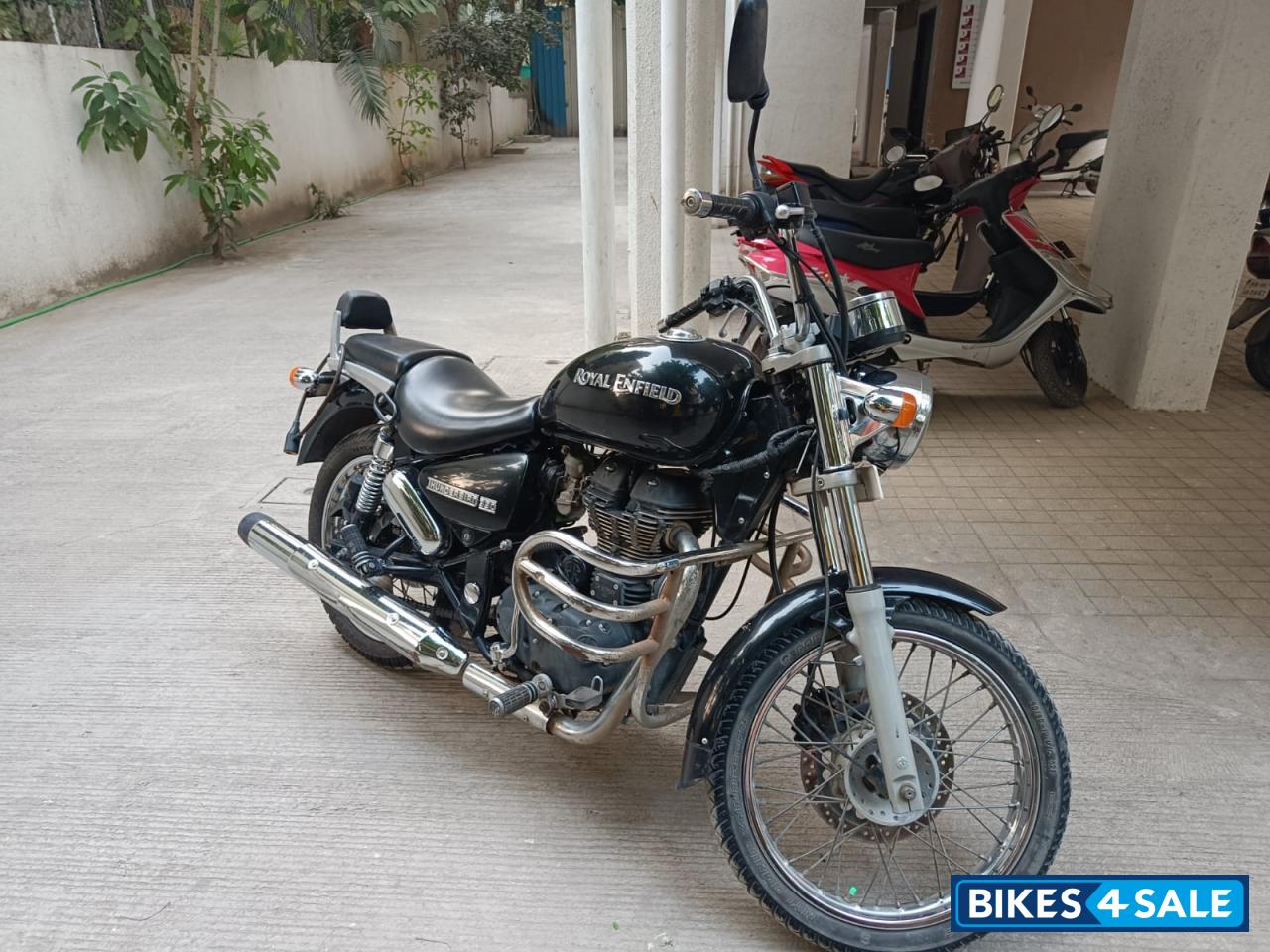 Royal Enfield Thunderbird 350