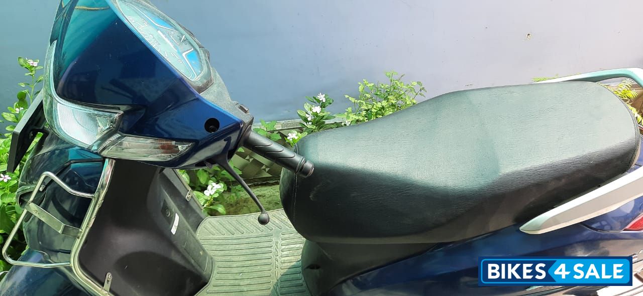 Decent Blue Metallic Honda Activa 6G