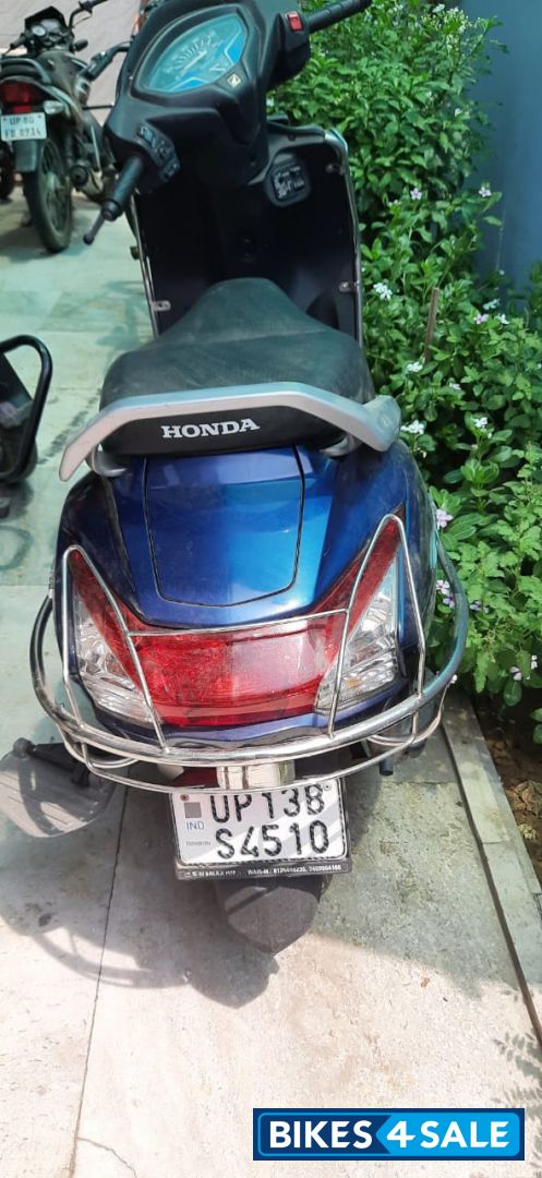 Decent Blue Metallic Honda Activa 6G