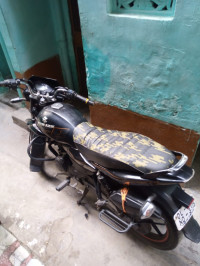 Black Bajaj XCD 125 DTS-Si