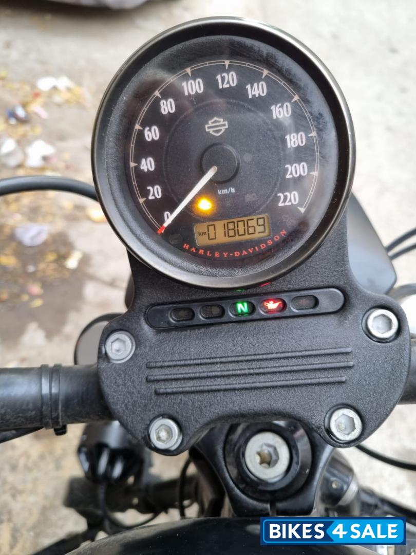 Denim Black Harley Davidson Iron 883