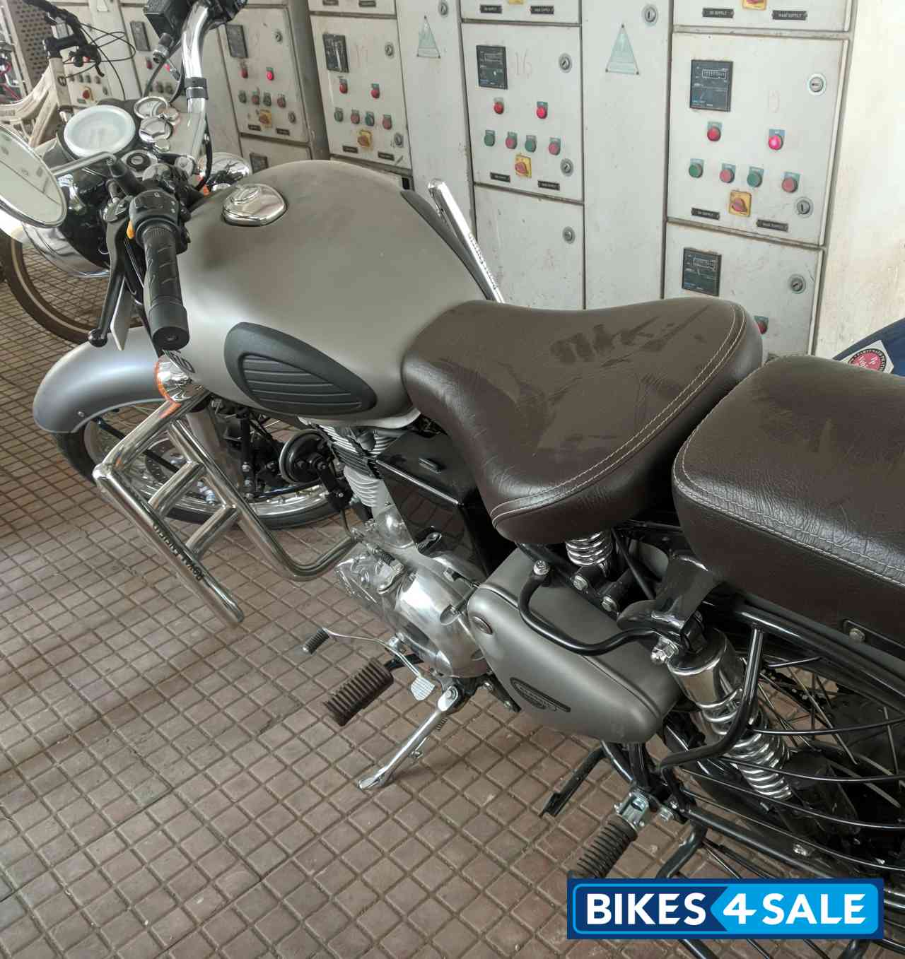 Royal Enfield Classic Gunmetal Grey