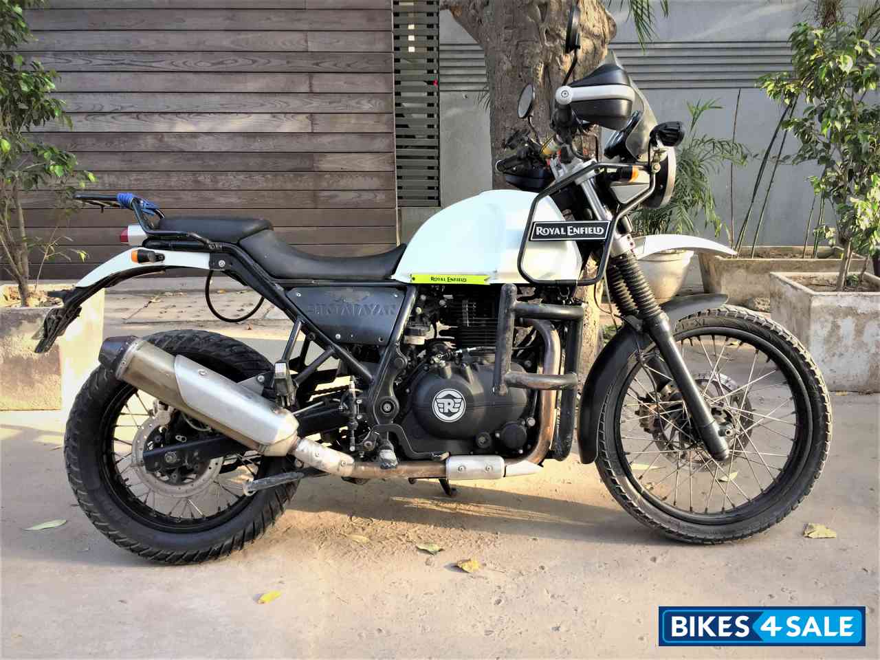 White Royal Enfield Himalayan