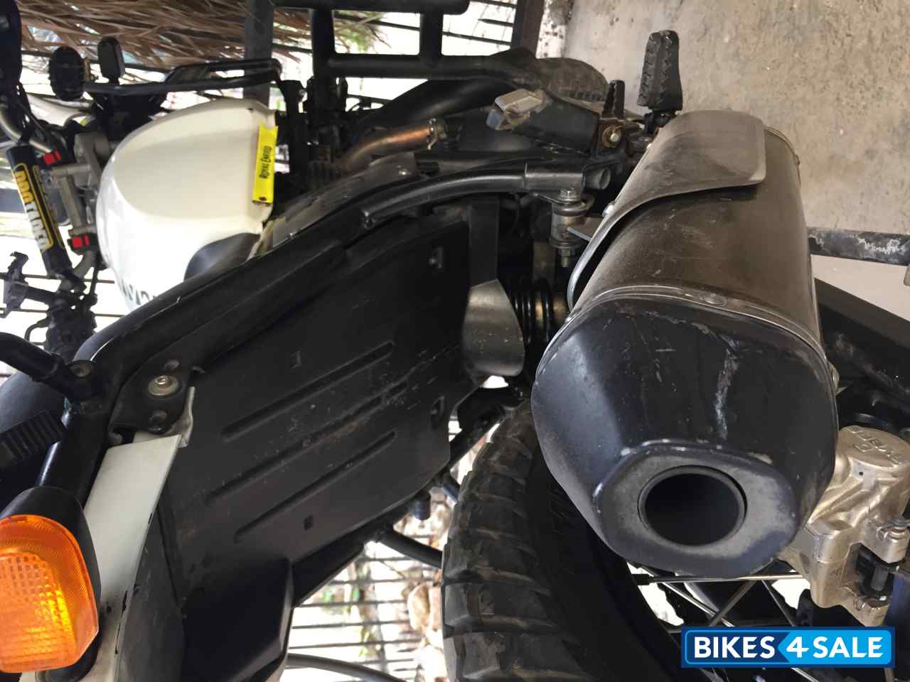 White Royal Enfield Himalayan