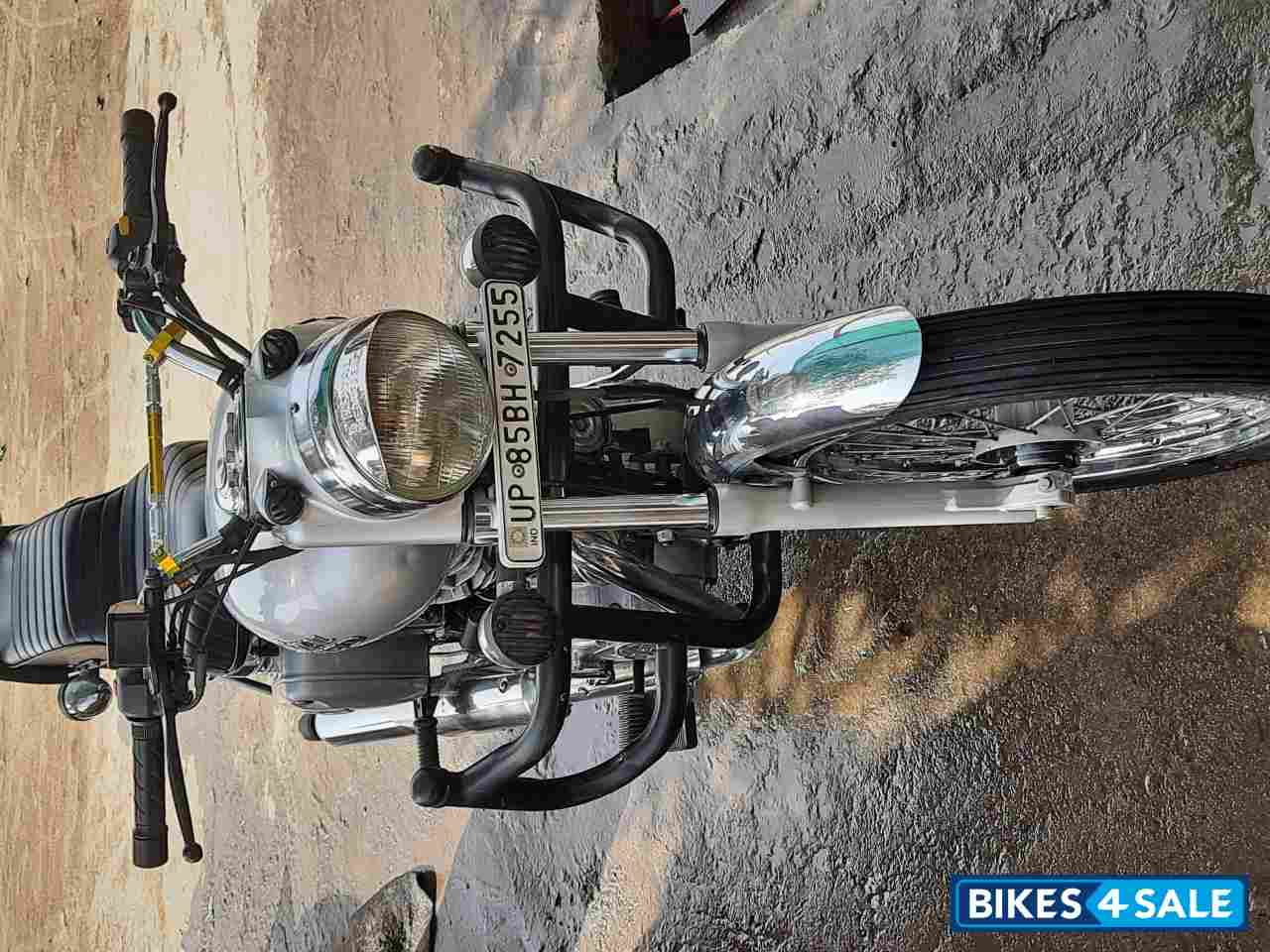 Silver Royal Enfield Bullet Electra Twinspark