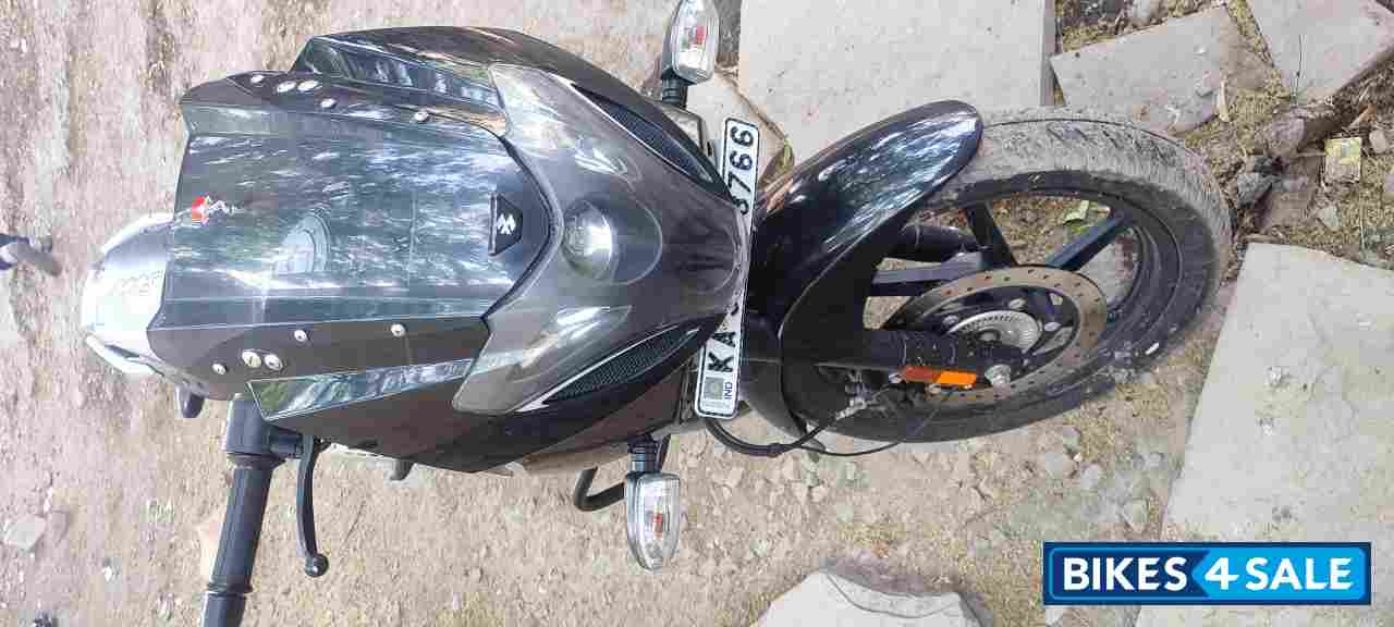 Bajaj Pulsar 180F Neon BS6