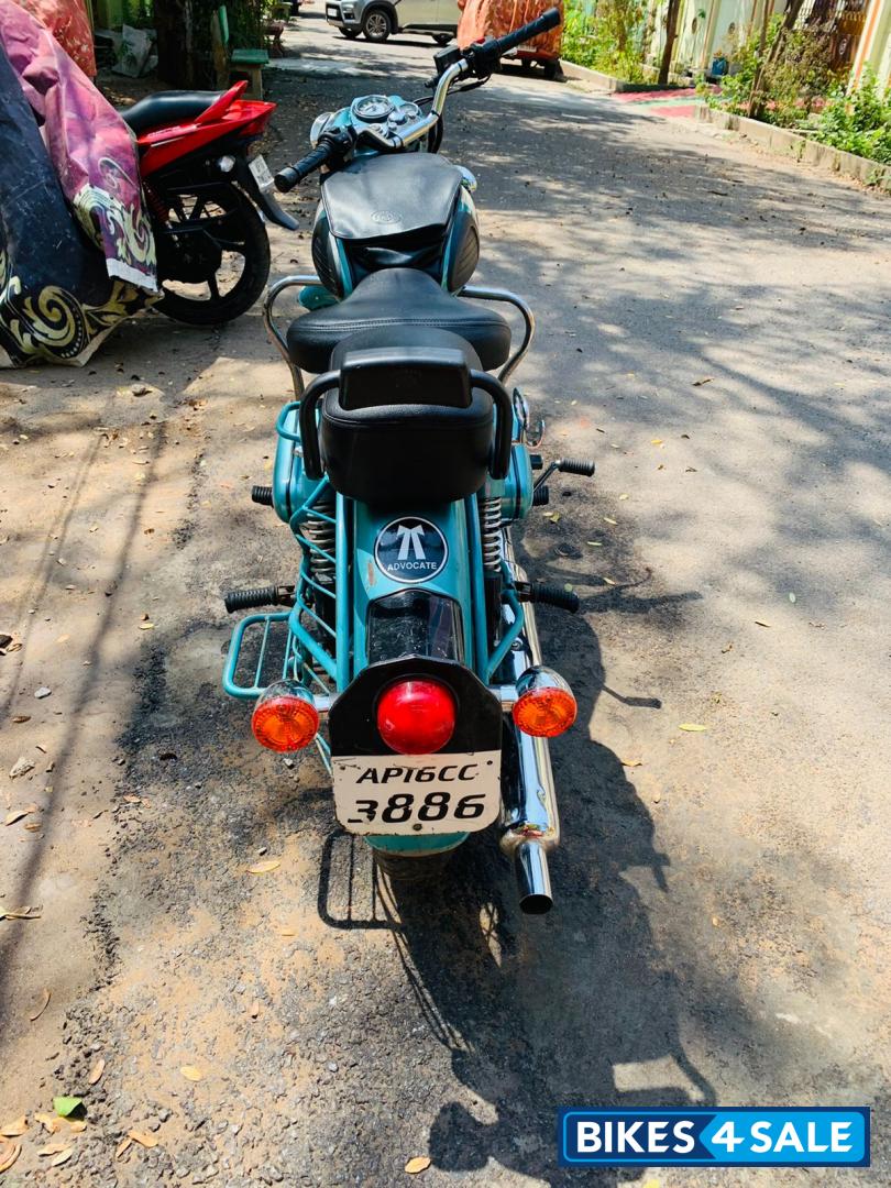 Royal Enfield Classic 500