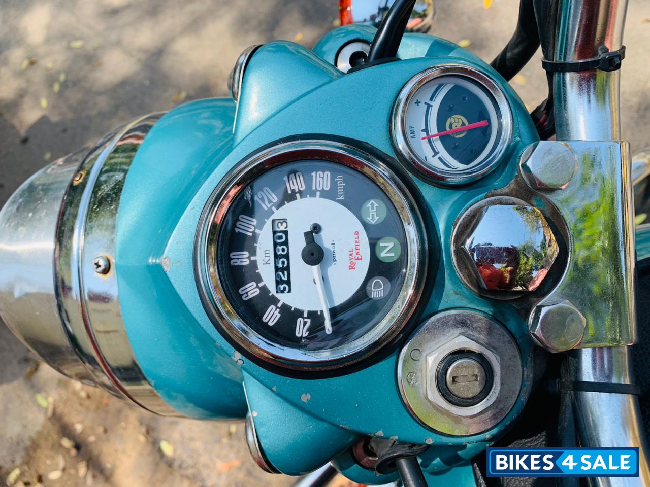 Royal Enfield Classic 500