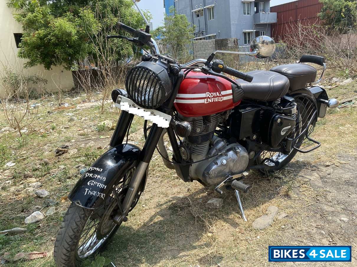 Reddish Red Royal Enfield Classic 350 Redditch Red Reddish Red Royal Enfield Classic 350 Redditch Red