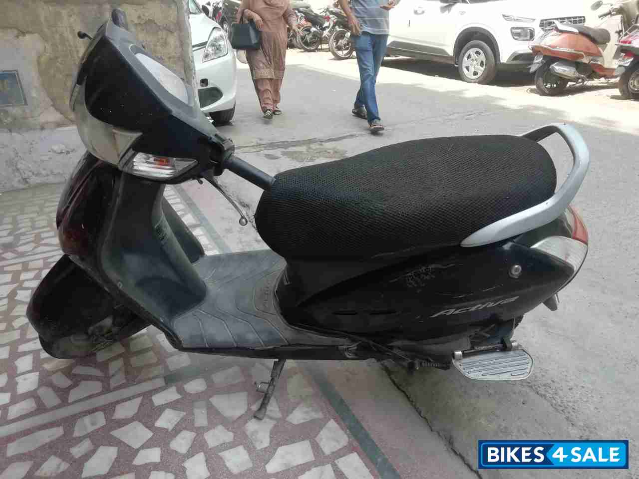 Black Honda Activa