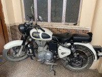 Royal Enfield Classic 350