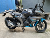 Silver Blue Yamaha Fazer 25