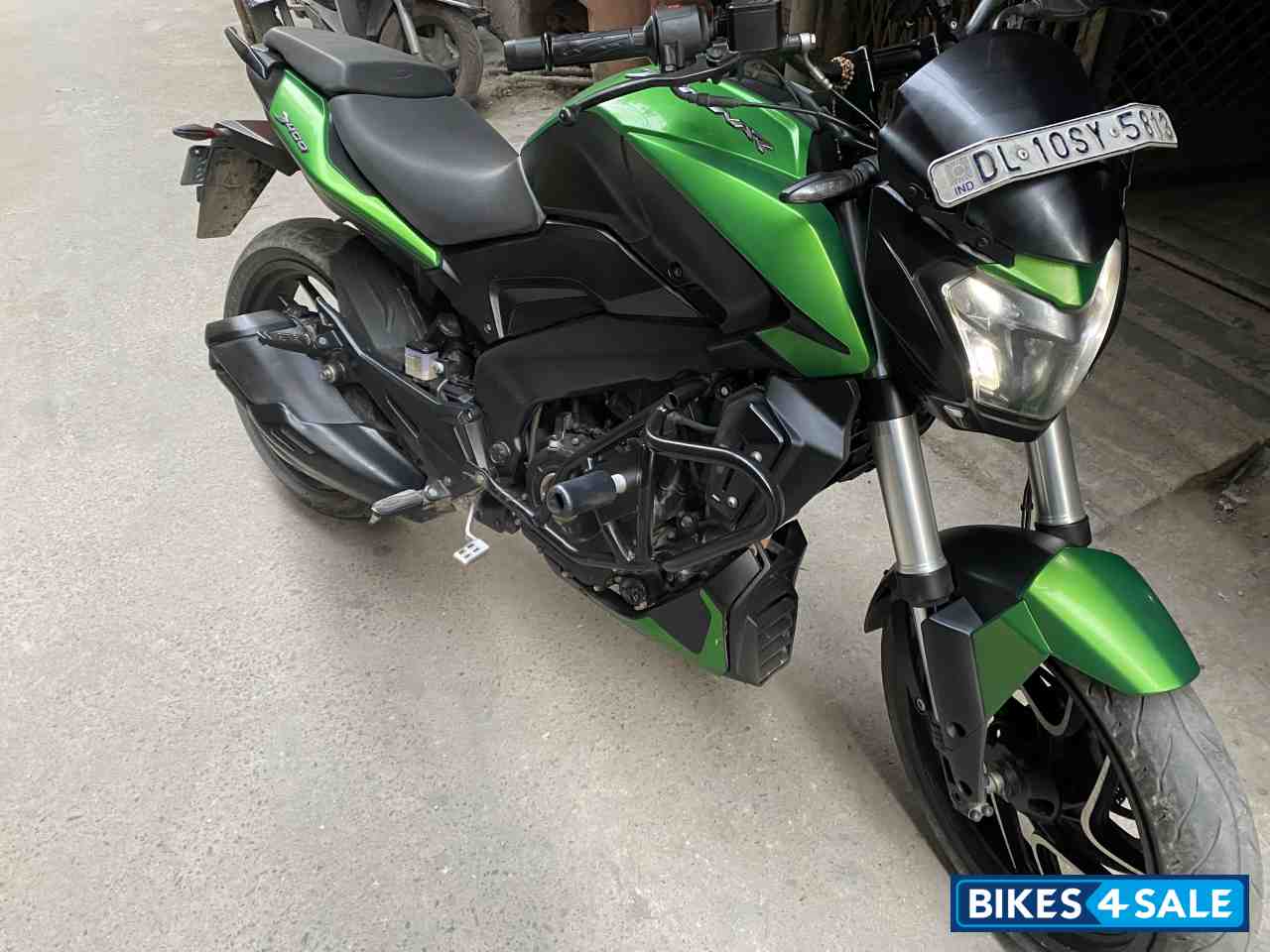 Green Bajaj Dominar 400 ABS BS6