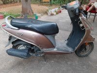 Chocolate Honda Activa i