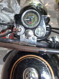 Black Royal Enfield Bullet Standard 350