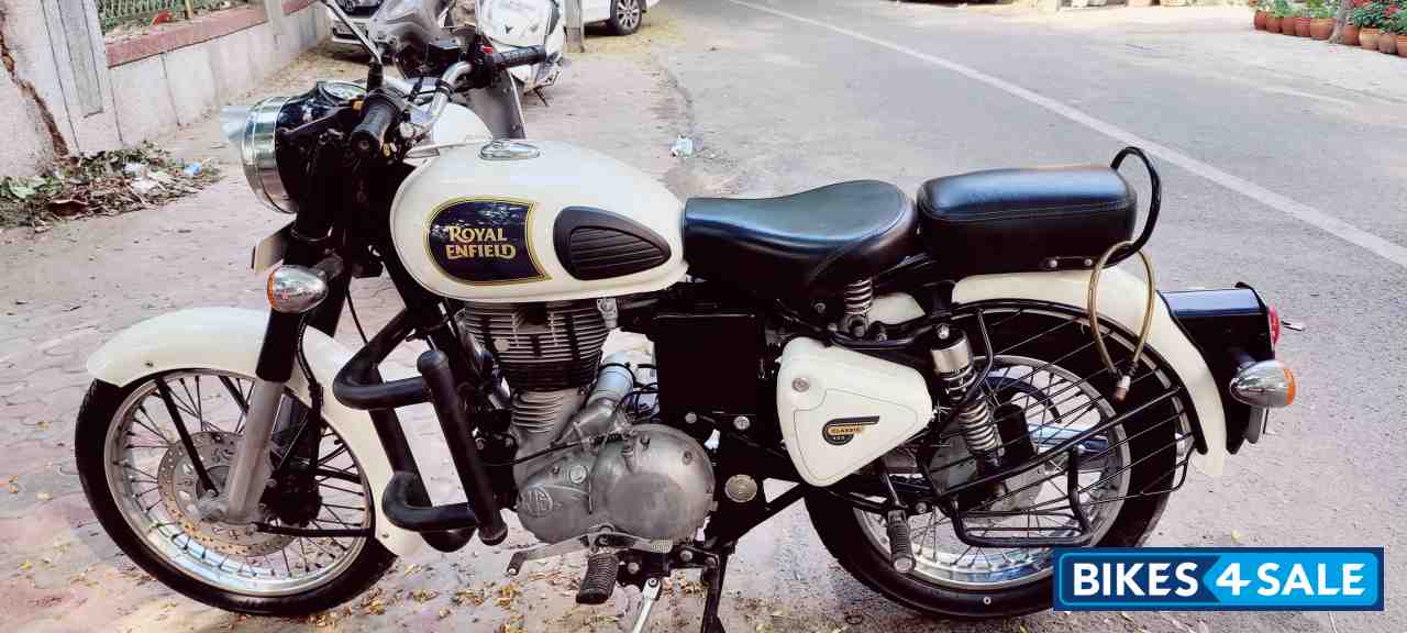 Ash White Royal Enfield Classic 350