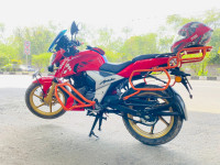 Red TVS Apache RTR 160 4V