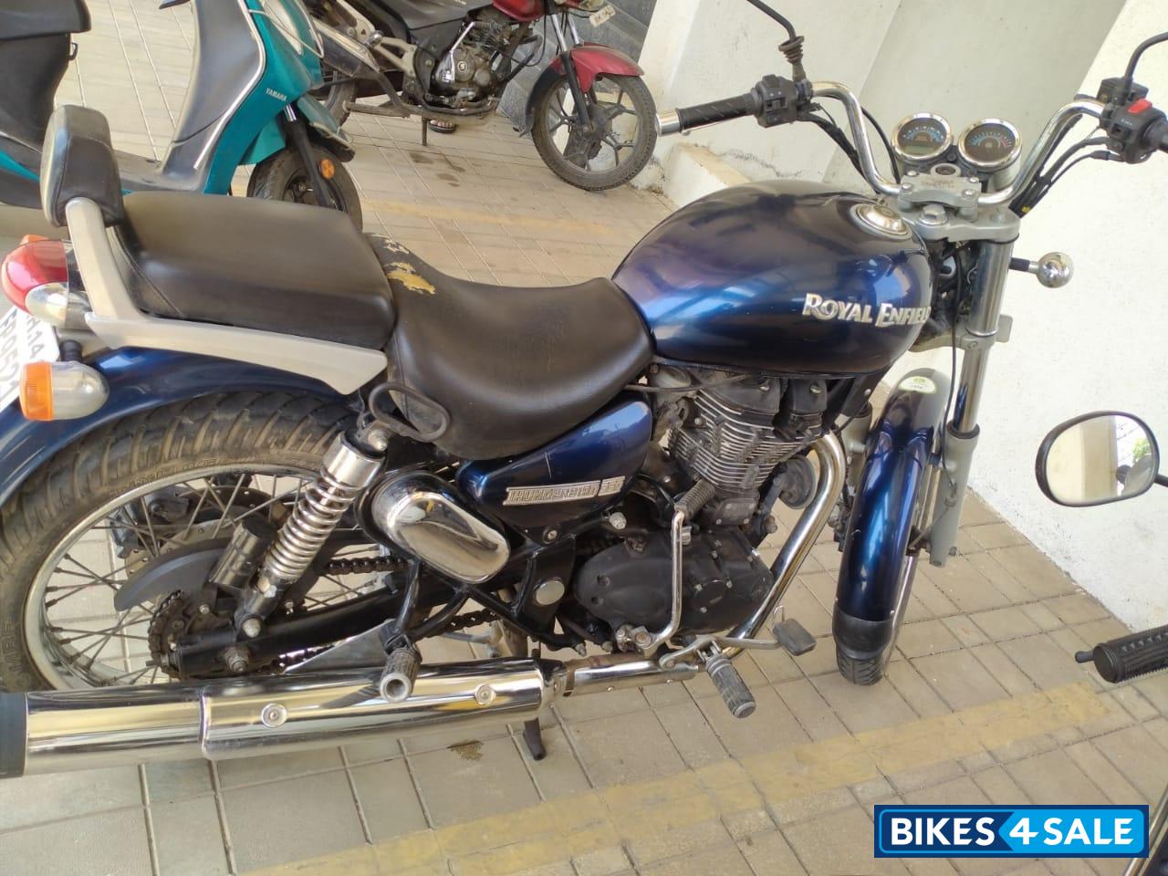 Royal Enfield Thunderbird 350 Royal Enfield Thunderbird 350