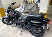 Bajaj Avenger Street 220 2016 Model