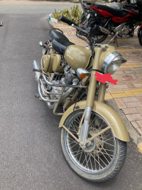 Royal Enfield Classic 500
