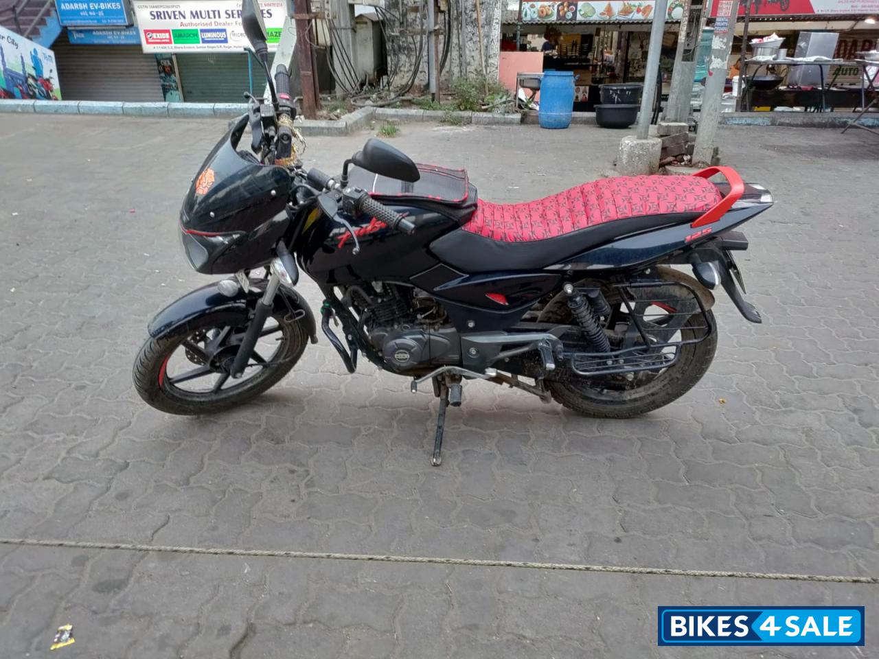 Bajaj Pulsar NS 125