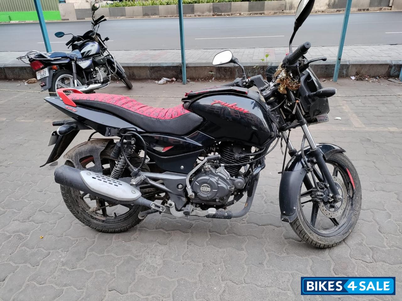 Bajaj Pulsar NS 125