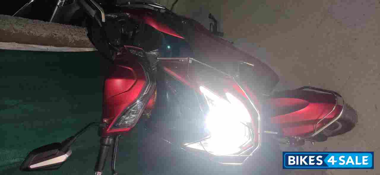 Red Okaya Classiq 150 Plus Red Okaya Classiq 150 Plus