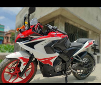 Red Recing Bajaj Pulsar RS 200